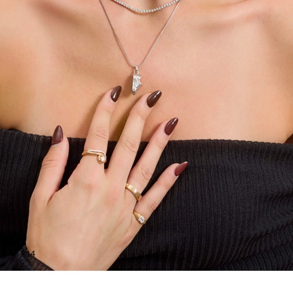 Heart of the Matter Pinky Signet ring - Picture 3 of 8